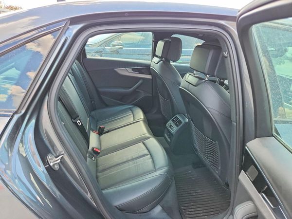 2022 AUDI A4
