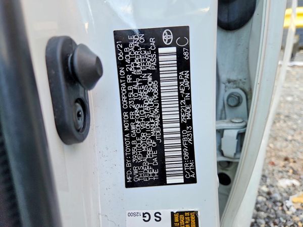 2022 TOYOTA COROLLA