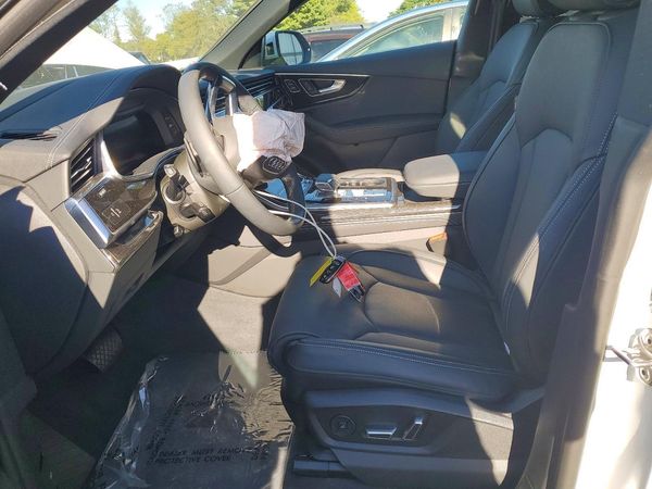 2026 AUDI Q8 S Line quattro Prestige — DENT