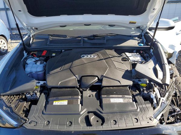 2026 AUDI Q8 S Line quattro Prestige — Engine bay