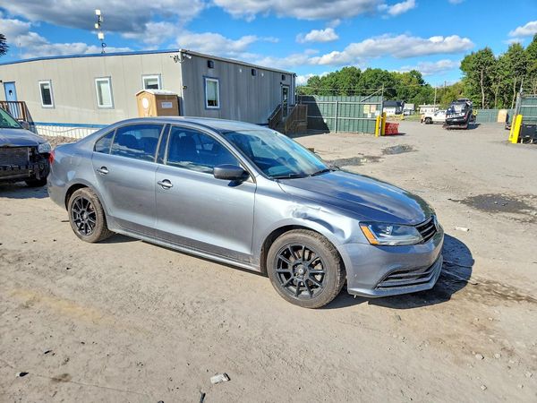2017 VOLKSWAGEN JETTA S — Passenger 3/4