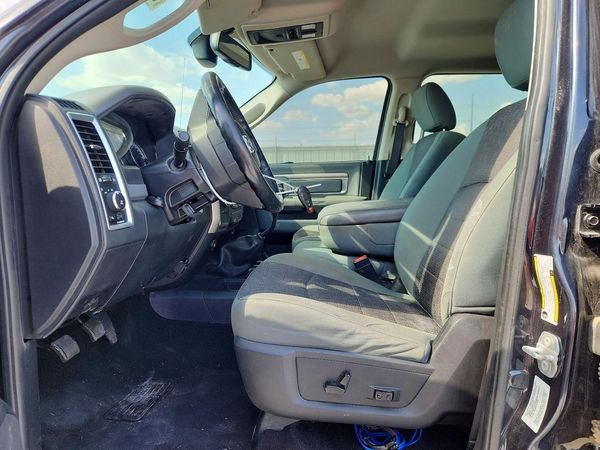 2016 RAM 3500 SLT