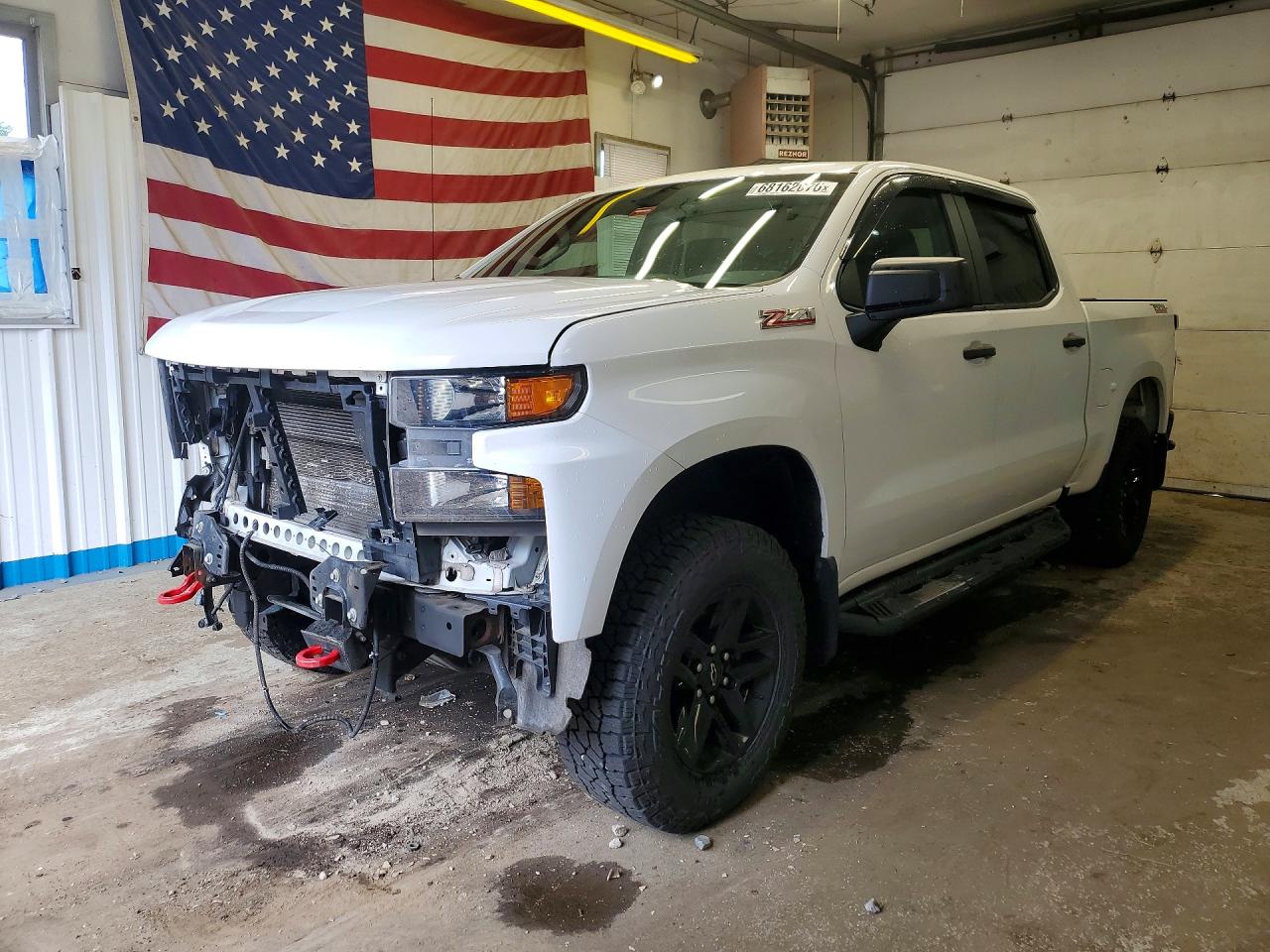 2019 CHEVROLET SILVERADO Trail Boss Custom — Front 3/4