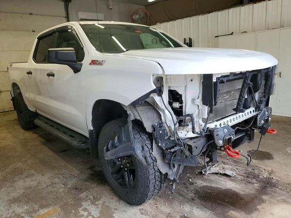 2019 CHEVROLET SILVERADO Trail Boss Custom — Passenger 3/4