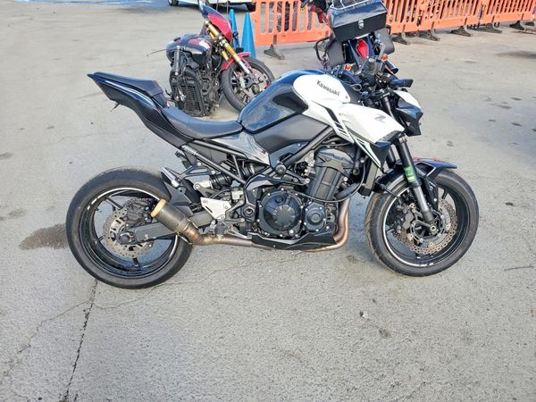 2022 KAWASAKI ZR900