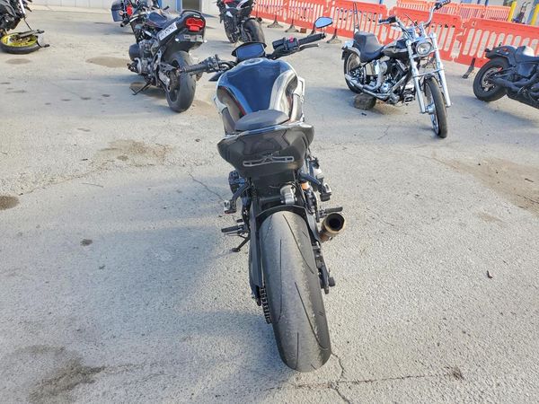 2022 KAWASAKI ZR900