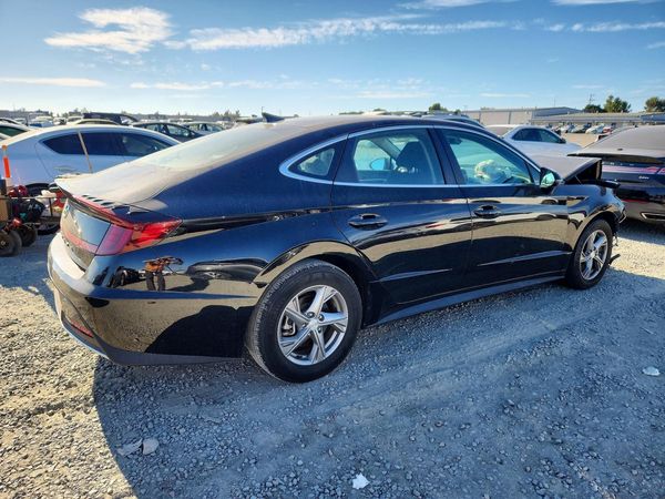 2023 HYUNDAI SONATA SE