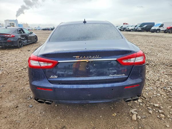 2017 MASERATI QUATTROPORTE Essence