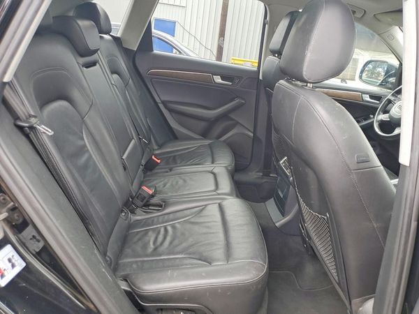 2013 AUDI Q5 Premium Hybrid