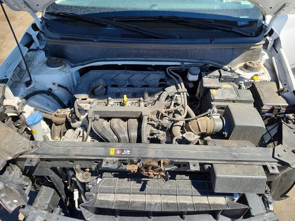 2025 HYUNDAI VENUE SEL, Limited — Engine bay