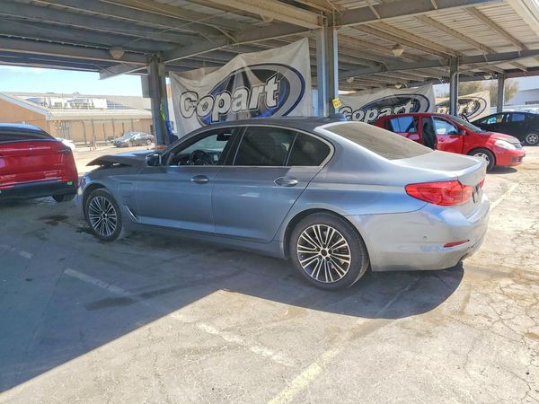 2018 BMW 530E