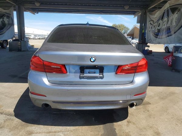 2018 BMW 530E