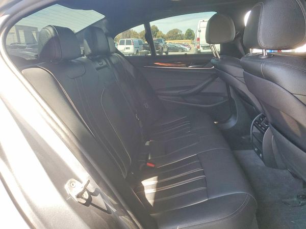 2018 BMW 530E