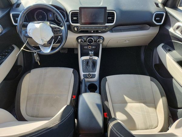 2022 HYUNDAI VENUE SEL & Limited