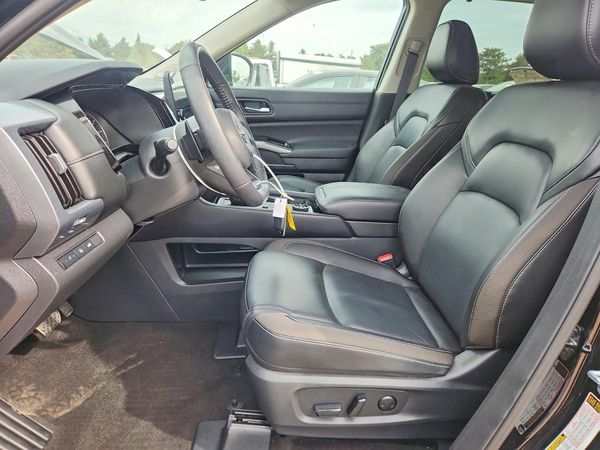 2025 NISSAN PATHFINDER