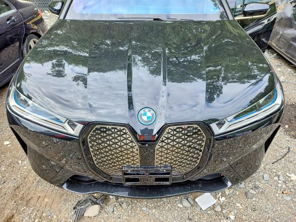 2024 BMW IX — Engine bay