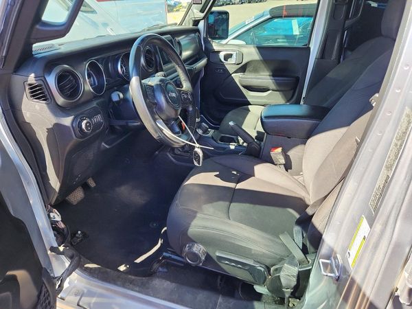 2022 JEEP GLADIATOR Sport — DENT