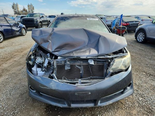 2013 TOYOTA CAMRY