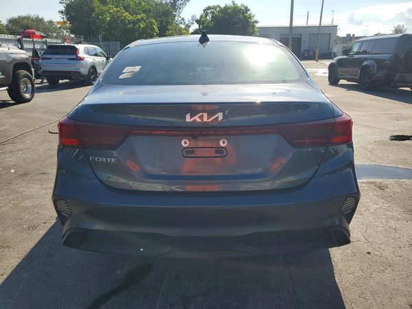 2024 KIA FORTE