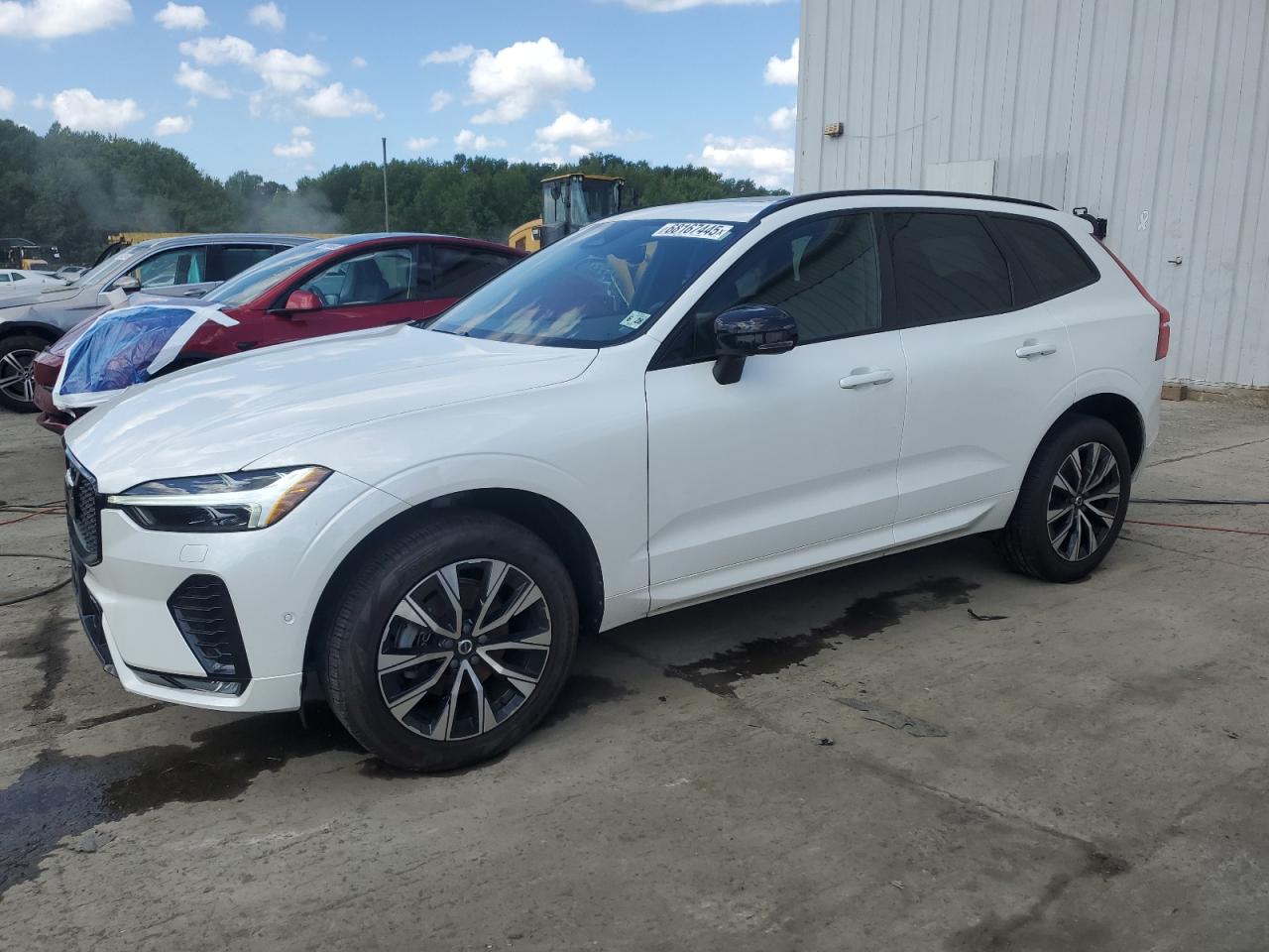 2024 VOLVO XC60