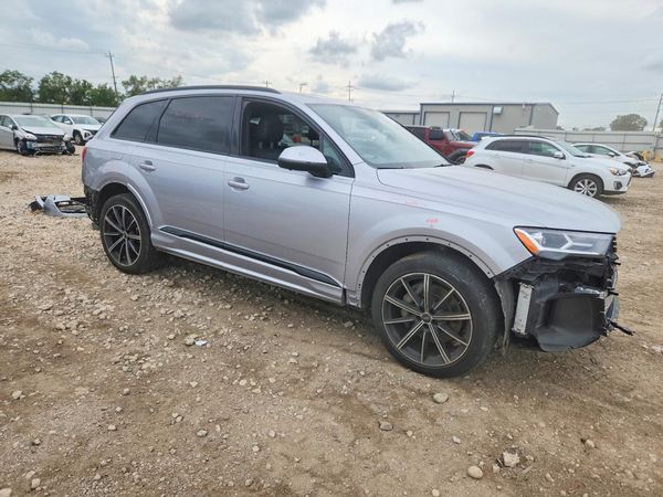 2021 AUDI Q7