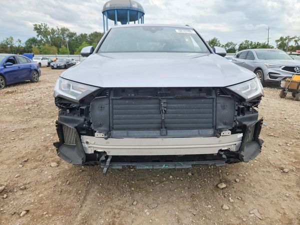 2021 AUDI Q7