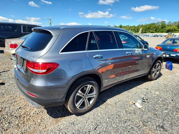 2019 MERCEDES-BENZ GLC GLC 300-4M