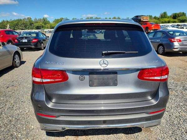 2019 MERCEDES-BENZ GLC GLC 300-4M