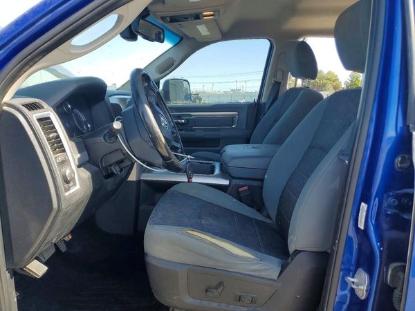 2016 RAM 1500 SLT