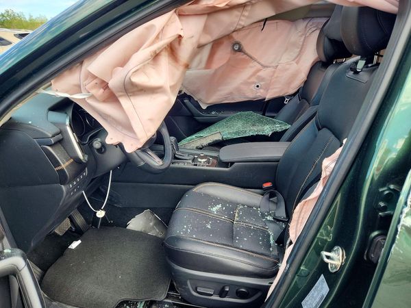 2025 MAZDA CX-50 Premium Plus — DENT