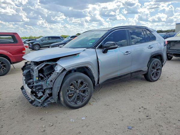 2022 TOYOTA RAV4 XSE