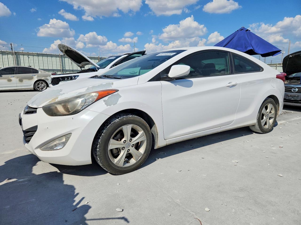 2013 HYUNDAI ELANTRA