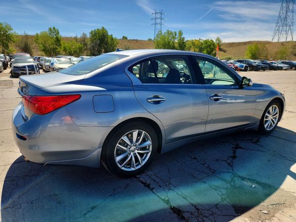 2016 INFINITI Q50