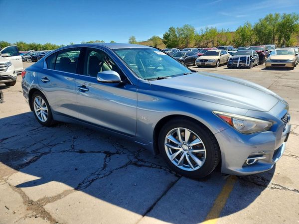2016 INFINITI Q50