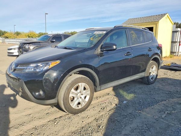 2014 TOYOTA RAV4 Standard — Front 3/4