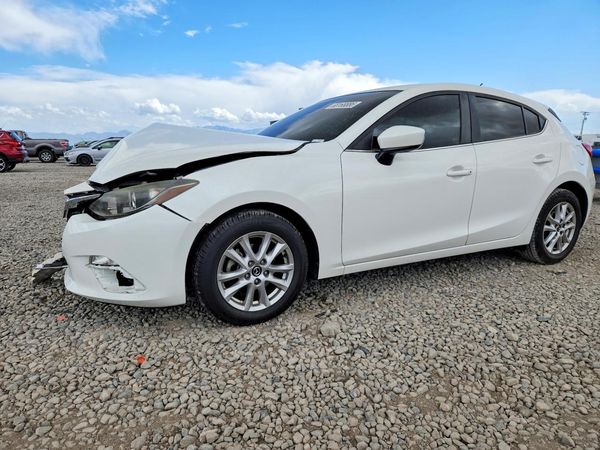 2015 MAZDA 3 — DSFA — Front 3/4