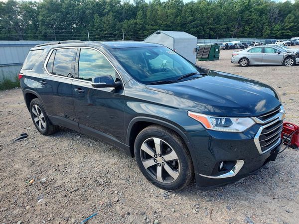 2020 CHEVROLET TRAVERSE LT — Passenger 3/4