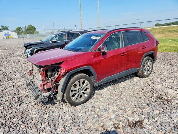 2019 TOYOTA RAV4 XLE Premium