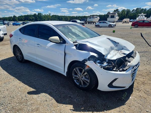 2017 HYUNDAI ELANTRA