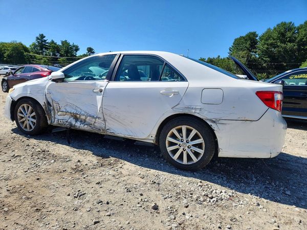 2012 TOYOTA CAMRY