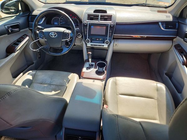 2012 TOYOTA CAMRY