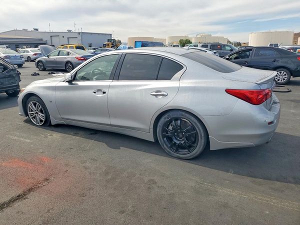 2015 INFINITI Q50 — DSRA