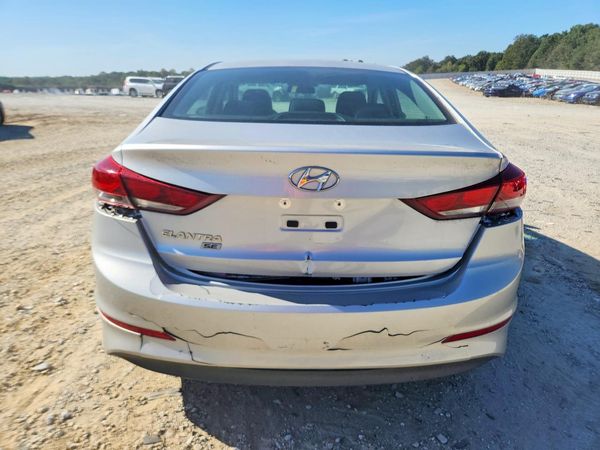 2018 HYUNDAI ELANTRA SE