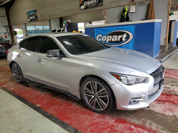 2014 INFINITI Q50