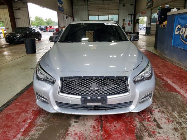 2014 INFINITI Q50