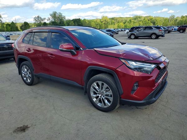 2024 TOYOTA RAV4 XLE Premium