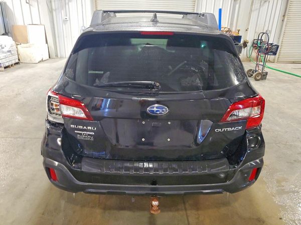 2018 SUBARU OUTBACK Premium