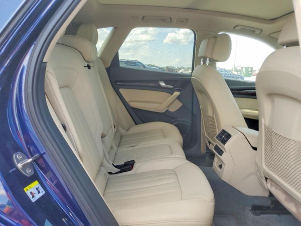 2019 AUDI Q5 quattro Prestige