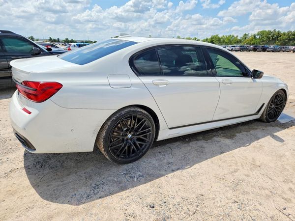 2017 BMW 740