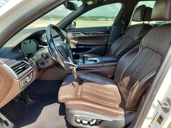 2017 BMW 740